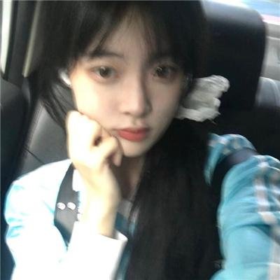 美丽笨女人
